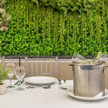 Hotel Bristol Guararapes Centro De Eventos 3*